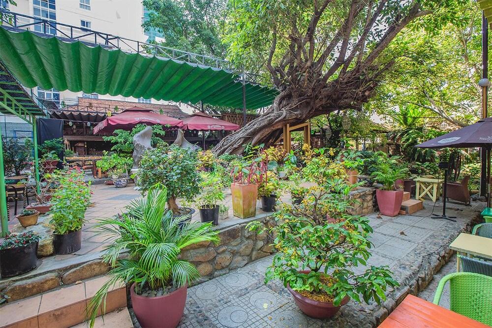 Yasaka Saigon Nha Trang Hotel & Spa Zewnętrze zdjęcie